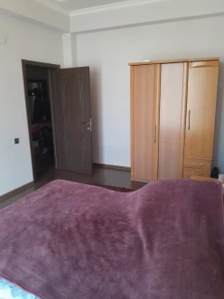 Satılır yeni tikili 3 otaqlı 75 m², İnşaatçılar m.-5 Satılır yeni tikili 3 otaqlı 75 m², İnşaatçılar m.-5