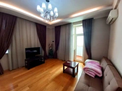 Satılır yeni tikili 4 otaqlı 200 m², Yasamal r.-3