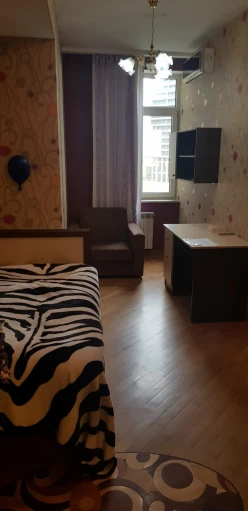 Satılır yeni tikili 4 otaqlı 192 m², Yasamal r.-3