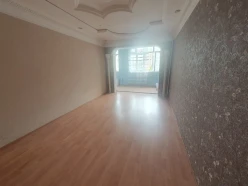 İcarə köhnə tikili 4 otaqlı 100 m², İnşaatçılar m.-7