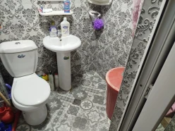 Satılır köhnə tikili 2 otaqlı 40 m²,  Elmlər Akademiyası m.-3