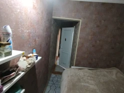 Satılır köhnə tikili 2 otaqlı 40 m²,  Elmlər Akademiyası m.-7