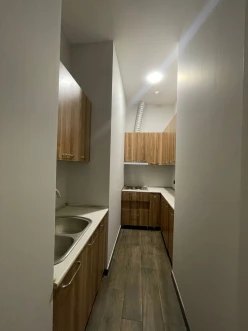 İcarə ofis 8 otaqlı 350 m²,  Nəriman Nərimanov m.-24