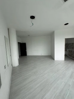 İcarə ofis 3 otaqlı 110 m²,  28 May m.-4