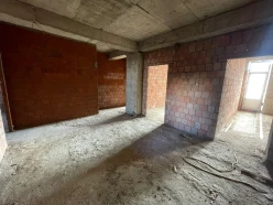 Satılır yeni tikili 3 otaqlı 135 m², İnşaatçılar m.-2 Satılır yeni tikili 3 otaqlı 135 m², İnşaatçılar m.-2