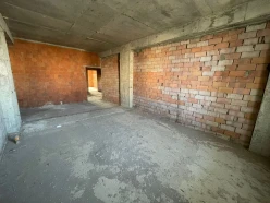 Satılır yeni tikili 3 otaqlı 135 m², İnşaatçılar m.-10 Satılır yeni tikili 3 otaqlı 135 m², İnşaatçılar m.-10