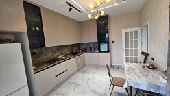 Satılır ev/villa 5 otaqlı 200 m²,  Buzovna-5