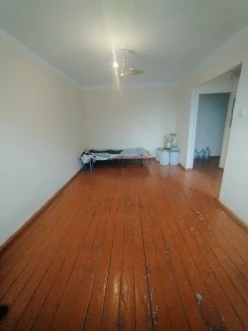 Satılır köhnə tikili 1 otaqlı 32 m², Sumqayıt-3 Satılır köhnə tikili 1 otaqlı 32 m², Sumqayıt-3