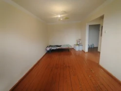 Satılır köhnə tikili 1 otaqlı 32 m², Sumqayıt-4 Satılır köhnə tikili 1 otaqlı 32 m², Sumqayıt-4