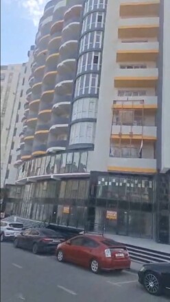 Satılır yeni tikili 2 otaqlı 115 m², İnşaatçılar m.-13 Satılır yeni tikili 2 otaqlı 115 m², İnşaatçılar m.-13