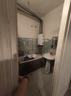 Satılır köhnə tikili 2 otaqlı 65 m²,  Bakıxanov-7