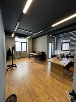 İcarə ofis 16 otaqlı 530 m²,  Nəsimi