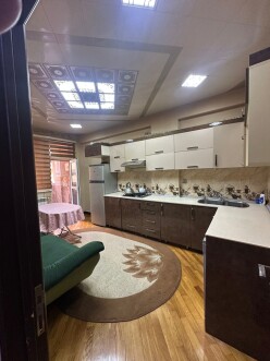 Satılır yeni tikili 6 otaqlı 127 m²,  Bakıxanov-5