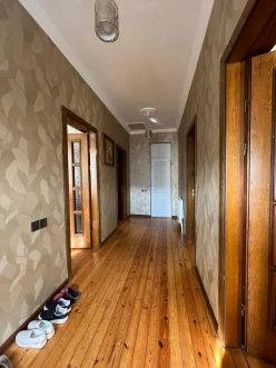 Satılır ev/villa 3 otaqlı 90 m², Azadlıq prospekti m.-3