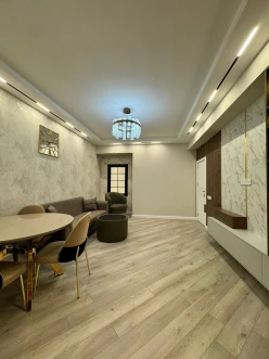 Satılır yeni tikili 3 otaqlı 80 m², Həzi Aslanov m.-3