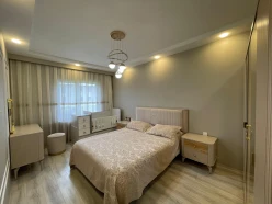 Satılır köhnə tikili 2 otaqlı 60 m²,  İnşaatçılar m.-16