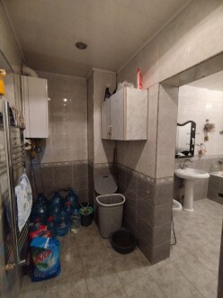 Satılır ev/villa 4 otaqlı 180 m²,  İnşaatçılar m.-16