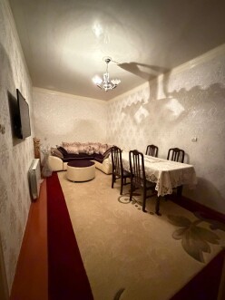 Satılır ev/villa 4 otaqlı 180 m²,  İnşaatçılar m.-4