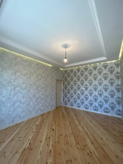 Satılır ev/villa 4 otaqlı 110 m², İnşaatçılar m.-15