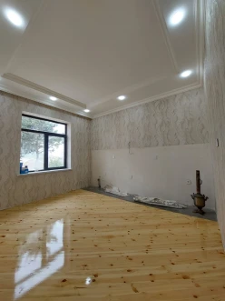 Satılır ev/villa 4 otaqlı 110 m², İnşaatçılar m.-11