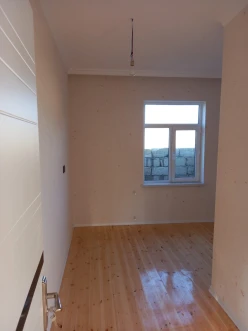 Satılır ev/villa 3 otaqlı 80 m², Novxanı q.-7