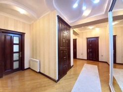 Satılır yeni tikili 3 otaqlı 123 m², İnşaatçılar m.-16