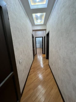 Satılır yeni tikili 3 otaqlı 134 m², İnşaatçılar m.-5