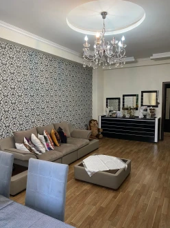 Satılır yeni tikili 2 otaqlı 95 m², Nizami m.-11