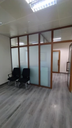 İcarə ofis 5 otaqlı 170 m², Səbail r.-18