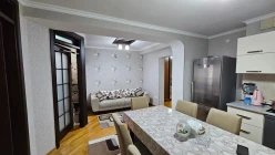 Satılır yeni tikili 3 otaqlı 753 m²,  İnşaatçılar m.