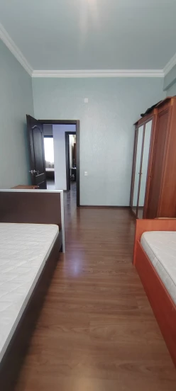 Satılır yeni tikili 3 otaqlı 75 m², İnşaatçılar m.-9