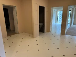 Satılır yeni tikili 4 otaqlı 182 m²,  Şah İsmayıl Xətai m.-5