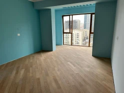 Satılır yeni tikili 4 otaqlı 182 m²,  Şah İsmayıl Xətai m.-13