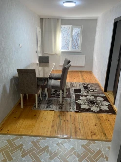 İcarə köhnə tikili 2 otaqlı 60 m², Bakıxanov q.-7