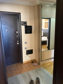 Satılır yeni tikili 2 otaqlı 86 m², İnşaatçılar m.-7