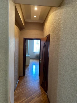 Satılır yeni tikili 3 otaqlı 90 m², İnşaatçılar m.-4