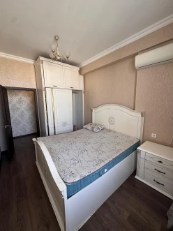 İcarə yeni tikili 2 otaqlı 60 m²,  İnşaatçılar m.-5