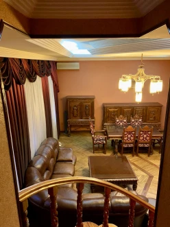 Satılır köhnə tikili 4 otaqlı 115 m²,  İçəri Şəhər m.-6