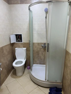 Satılır yeni tikili 2 otaqlı 60 m²,  İnşaatçılar m.-8