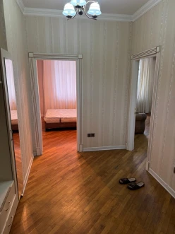 Satılır yeni tikili 2 otaqlı 60 m²,  İnşaatçılar m.-6