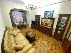 İcarə köhnə tikili 3 otaqlı 95 m², Sahil m.-4 İcarə köhnə tikili 3 otaqlı 95 m², Sahil m.-4