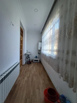 İcarə köhnə tikili 2 otaqlı 65 m², 28 May m.-14 İcarə köhnə tikili 2 otaqlı 65 m², 28 May m.-14