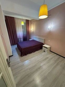 İcarə yeni tikili 3 otaqlı 85 m²,  28 May m.-3