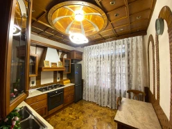 İcarə köhnə tikili 3 otaqlı 95 m², Sahil m.-11 İcarə köhnə tikili 3 otaqlı 95 m², Sahil m.-11