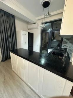 İcarə yeni tikili 3 otaqlı 85 m²,  28 May m.-6