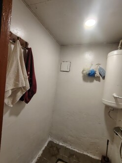 Satılır köhnə tikili 1 otaqlı 40 m², Elmlər Akademiyası m. Satılır köhnə tikili 1 otaqlı 40 m², Elmlər Akademiyası m.