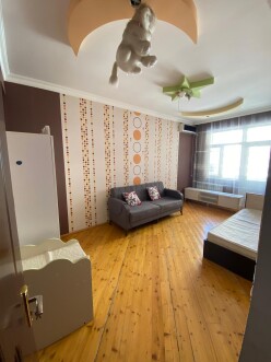 İcarə yeni tikili 3 otaqlı 120 m²,  Həzi Aslanov m.