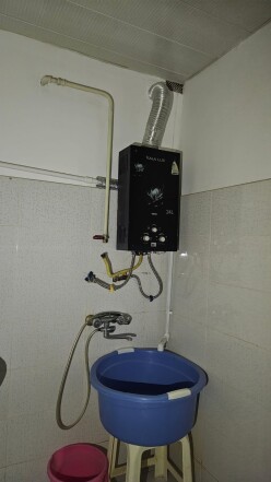 Satılır köhnə tikili 4 otaqlı 86 m²,  Binə-19