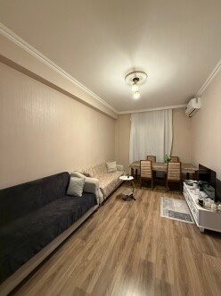 Near İnşaatçılar metro station, 3-room new apartment, 80 m² – For sale
