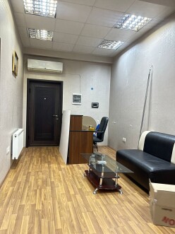 İcarə ofis 3 otaqlı 80 m²,  Gənclik m.-3